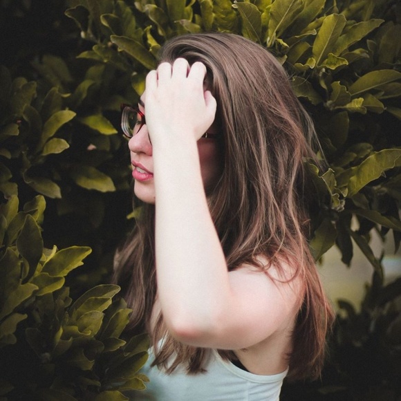 Meet your Posher, Maddie - Picture 1 of 2